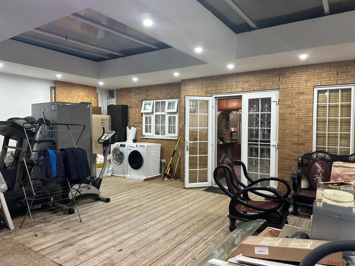 Tran Homestay ロンドン エクステリア 写真